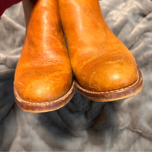 Adelante Shoe Co. Granada Ankle Boots - Picture 4 of 8